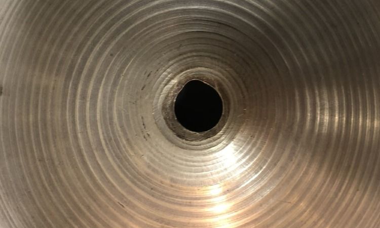 cymbal keyholing example