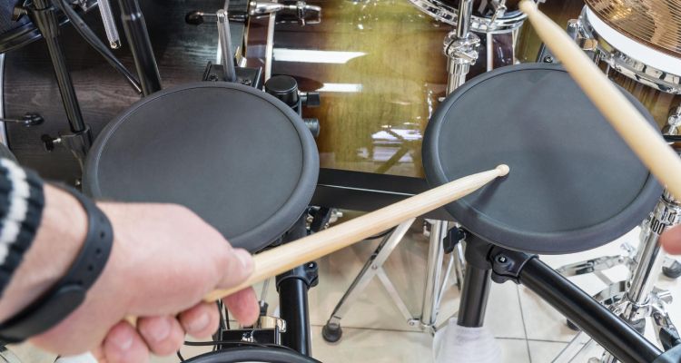 How to Choose Between Acoustic or Electric Drums
