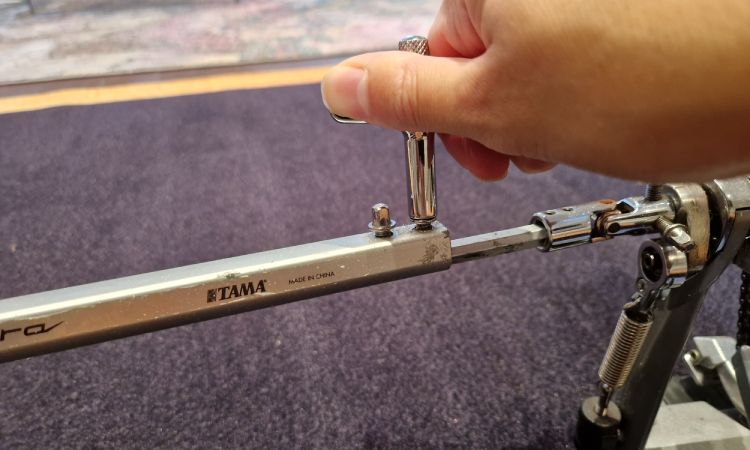 double bass pedal linkage bar screw